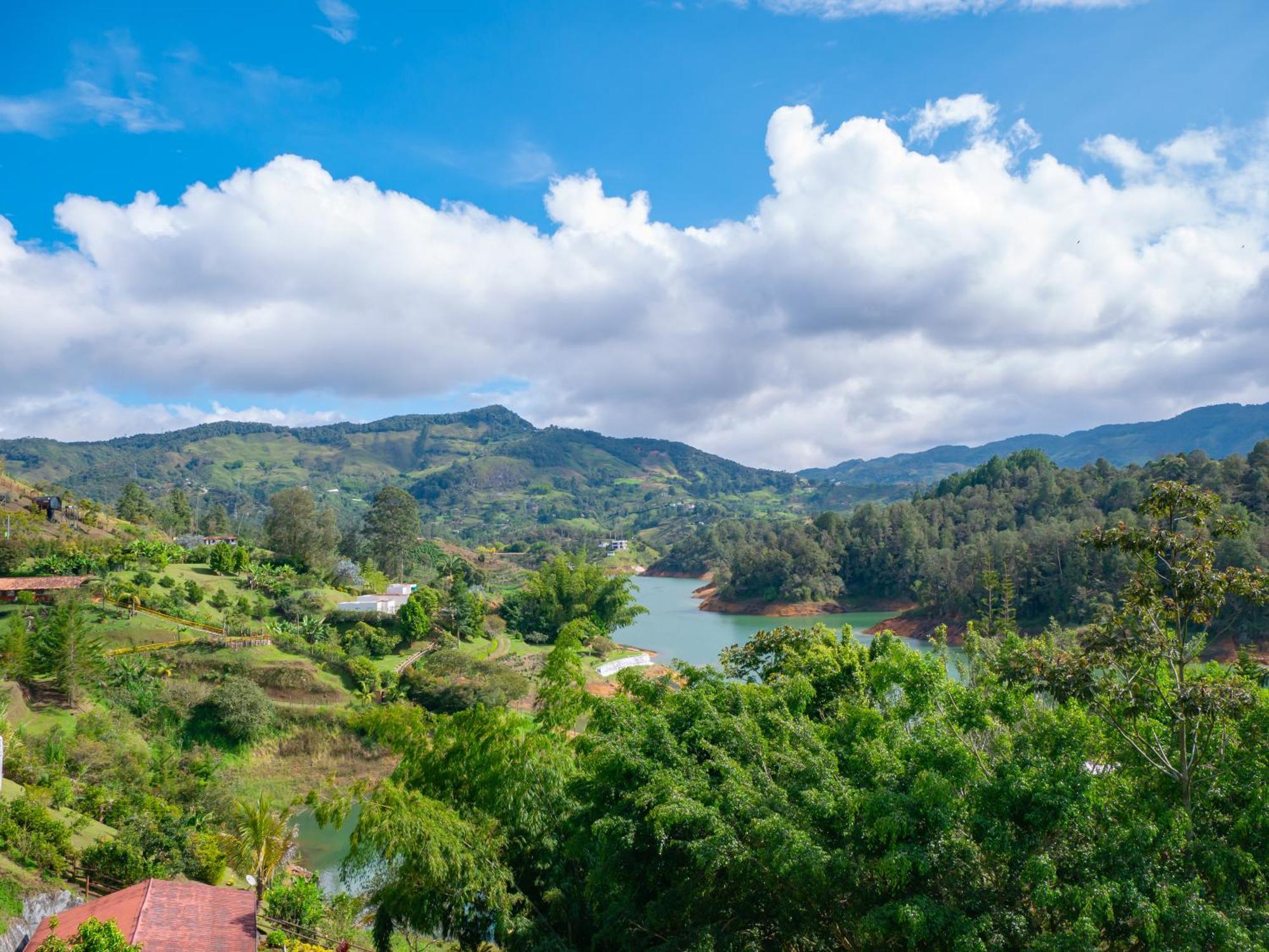 Hermosa Casa De Campo En Guatape Guatapé Exterior foto